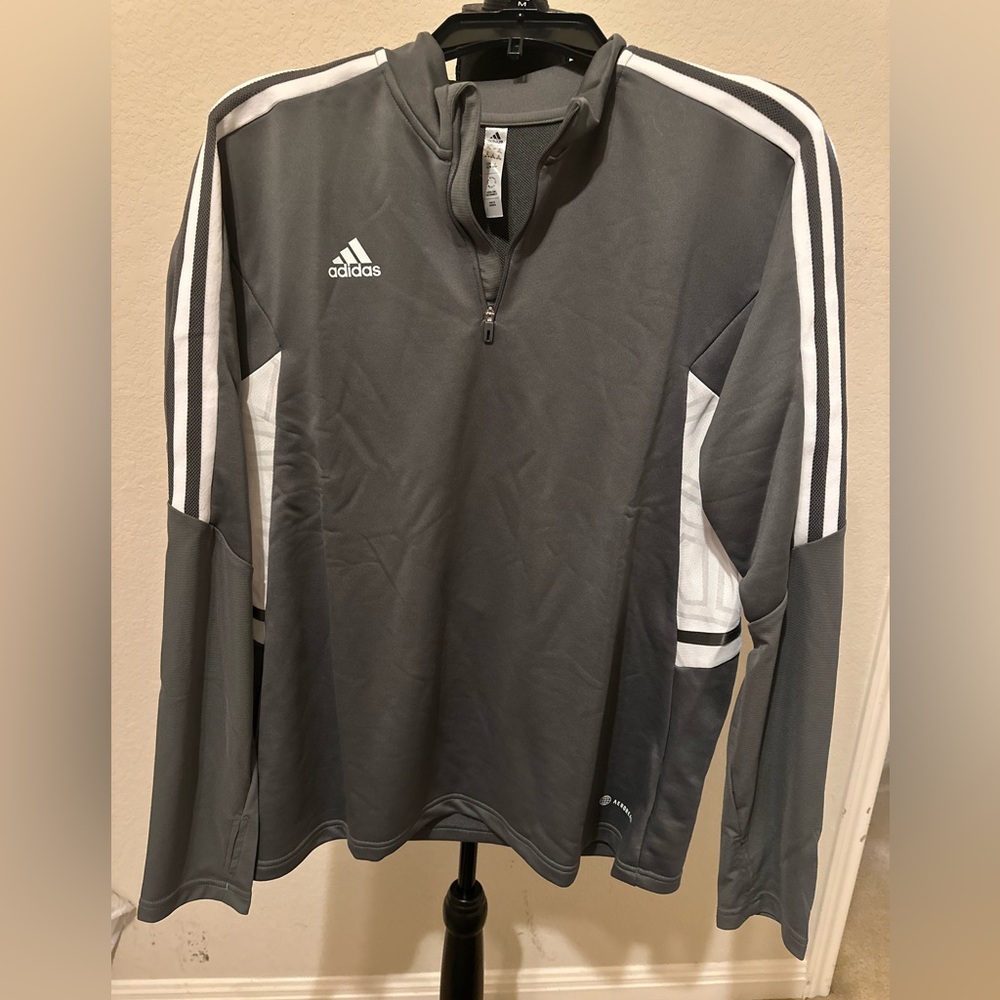 Adidas Condivo 22 Womens Training Top.‎ Gray and white. Size X-Large. NWOT